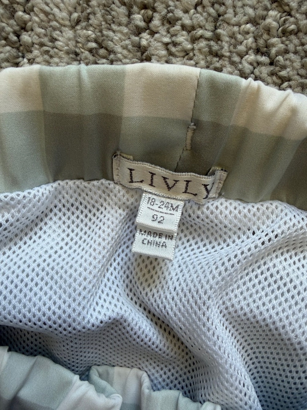 Livly Rash guard Set - Picture 7 of 8